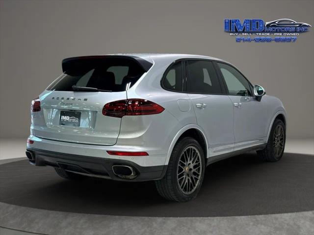 2017 Porsche Cayenne Platinum Edition