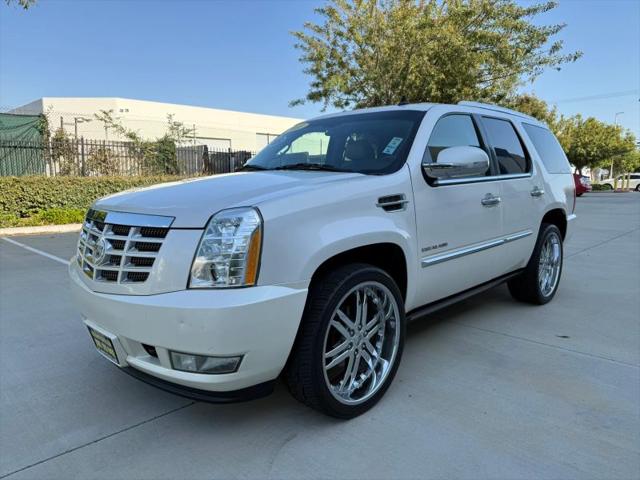 2011 Cadillac Escalade Premium