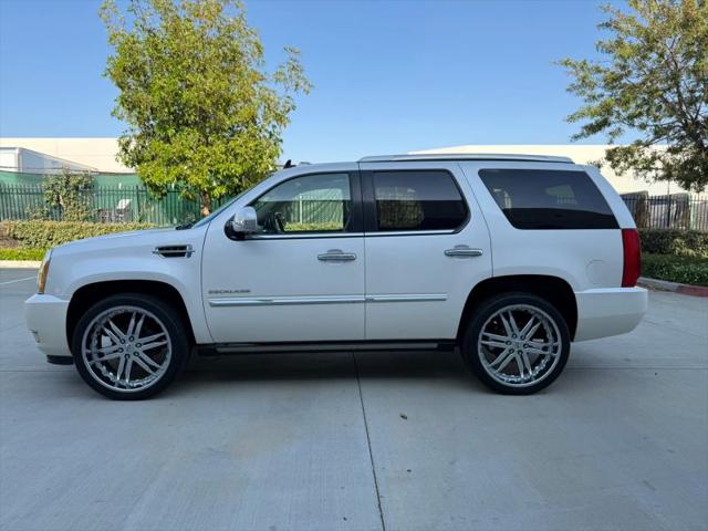 2011 Cadillac Escalade Premium