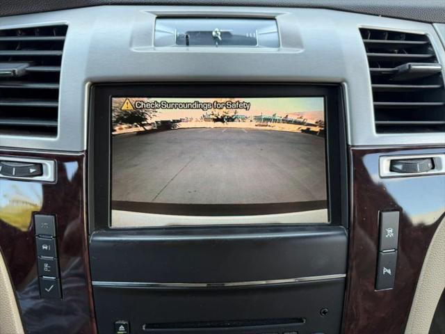 2011 Cadillac Escalade Premium