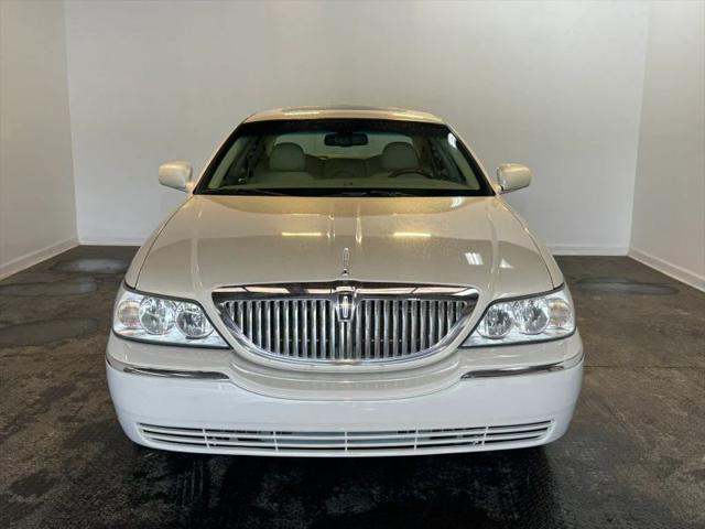 2007 Lincoln Town Car Signature Limited