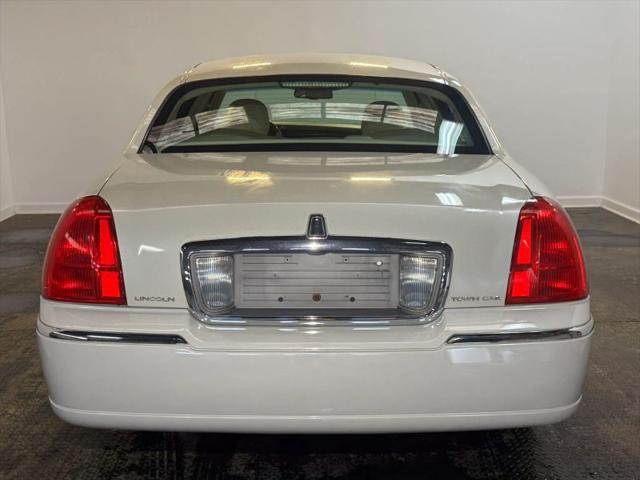 2007 Lincoln Town Car Signature Limited