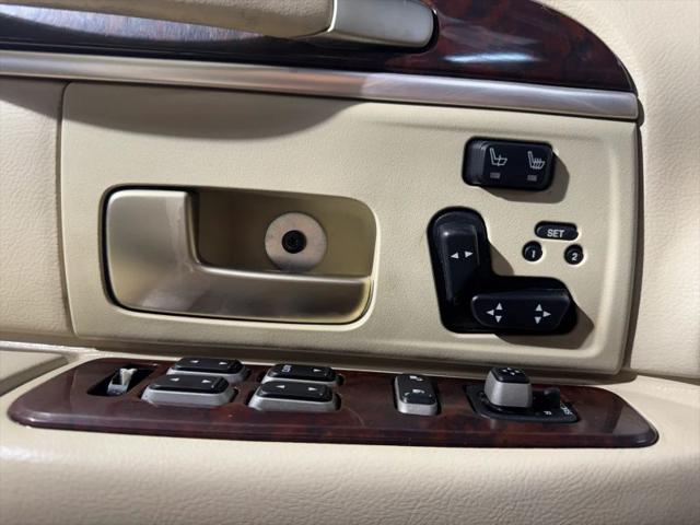 2007 Lincoln Town Car Signature Limited
