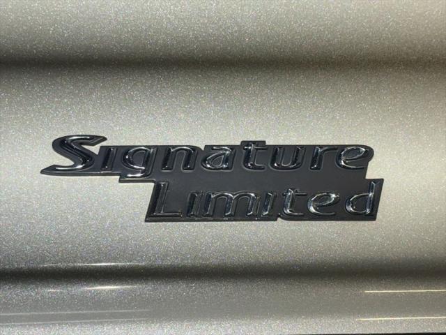 2007 Lincoln Town Car Signature Limited
