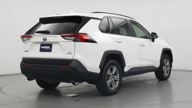 2022 Toyota RAV4 Hybrid LE