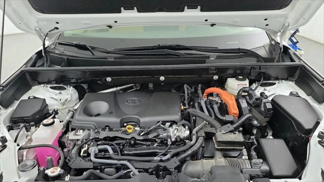 2022 Toyota RAV4 Hybrid LE