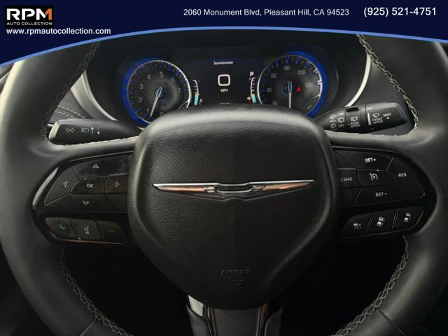 2022 Chrysler Pacifica Touring AWD