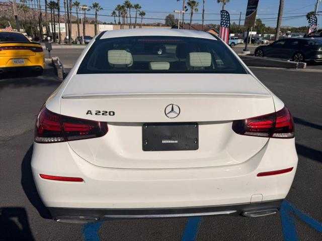 2021 Mercedes-Benz A 220 A 220