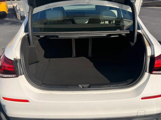 2021 Mercedes-Benz A 220 A 220