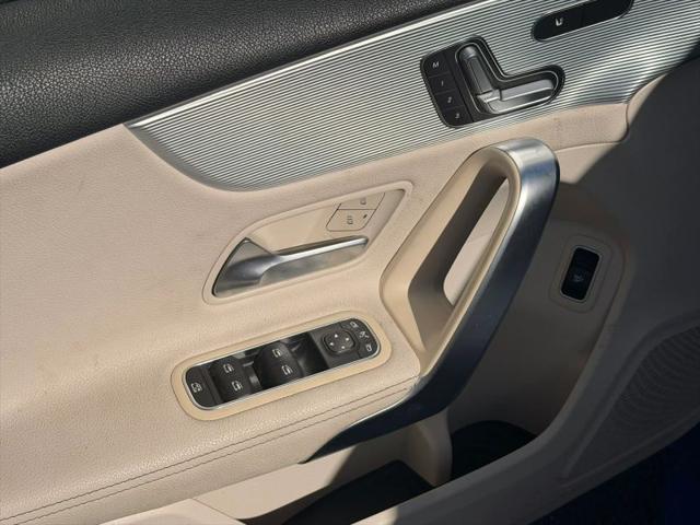 2021 Mercedes-Benz A 220 A 220