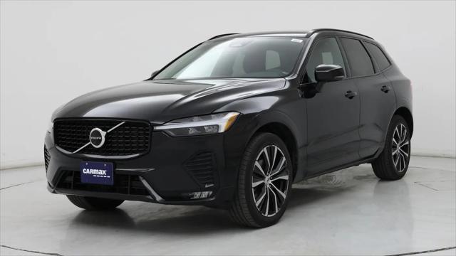 2023 Volvo XC60 B5 Plus Dark Theme