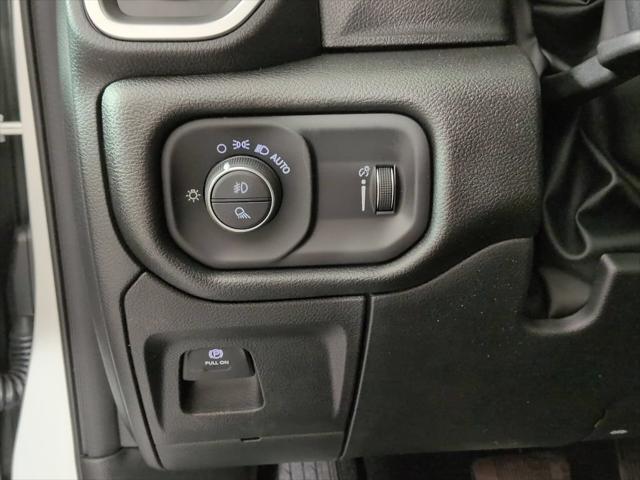 2026 Ram 1500 Express Crew Cab 4x4 57 Box