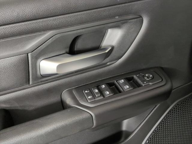 2026 Ram 1500 Express Crew Cab 4x4 57 Box