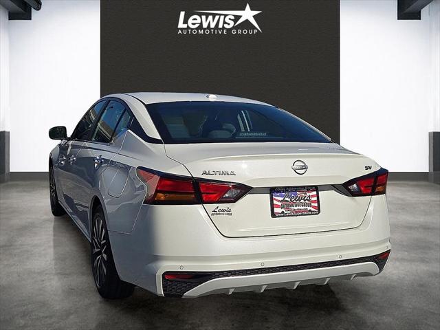 2024 Nissan Altima SV FWD