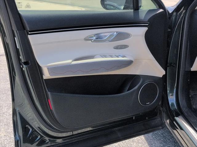 2023 Genesis GV70 2.5T AWD