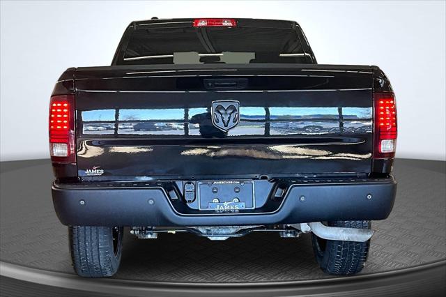 2024 Ram 1500 Classic Warlock Crew Cab 4x4 5'7" Box