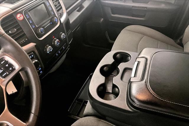 2024 Ram 1500 Classic Warlock Crew Cab 4x4 5'7" Box