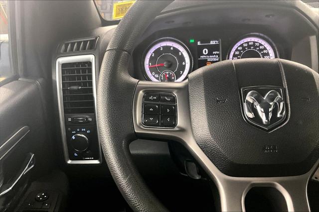 2024 Ram 1500 Classic Warlock Crew Cab 4x4 5'7" Box