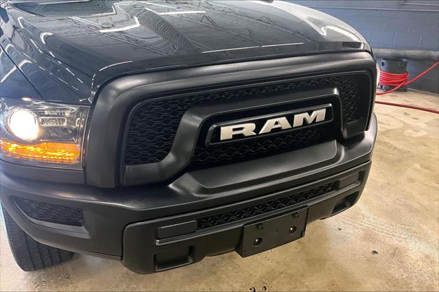 2024 Ram 1500 Classic Warlock Crew Cab 4x4 5'7" Box