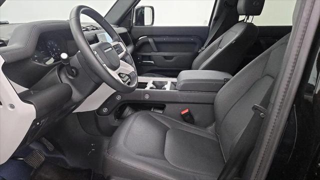 2025 Land Rover Defender 110 P300