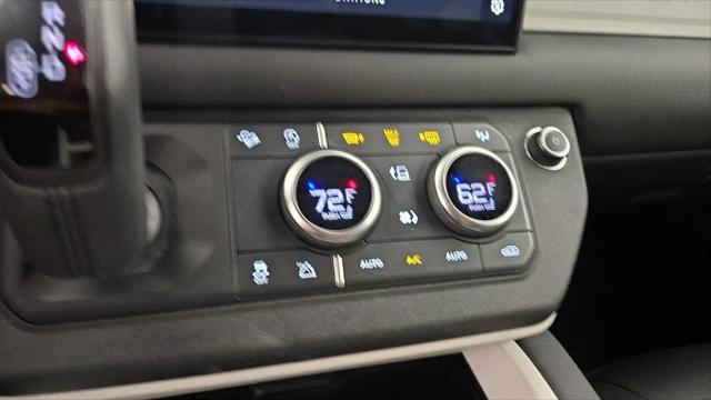 2025 Land Rover Defender 110 P300