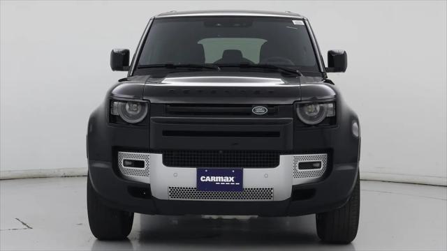 2025 Land Rover Defender 110 P300