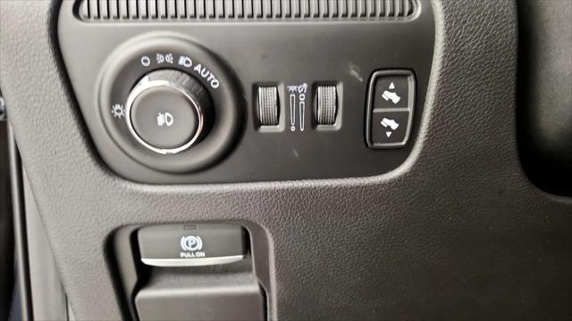 2023 Jeep Wagoneer Series II Carbide 4x2
