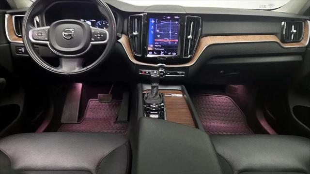 2021 Volvo XC60 T6 Momentum