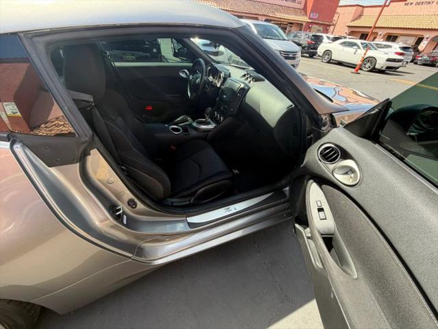 2010 Nissan 370Z Base