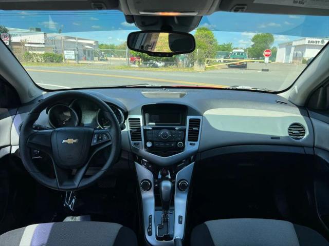 2014 Chevrolet Cruze LS Auto