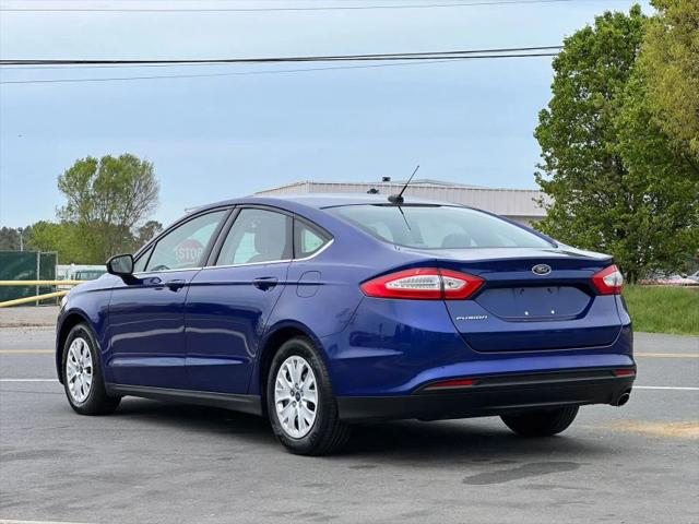 2014 Ford Fusion S