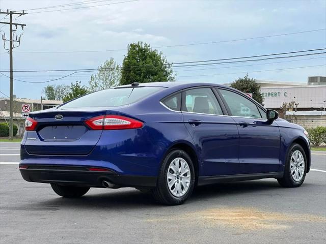 2014 Ford Fusion S