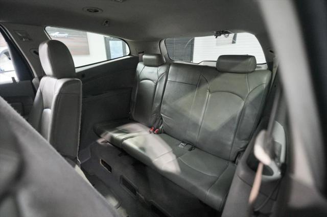 2012 Chevrolet Traverse LS