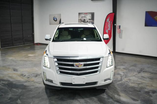 2018 Cadillac Escalade Luxury