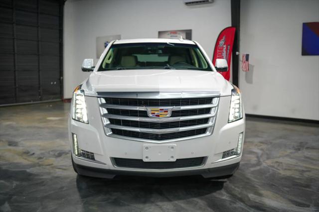 2018 Cadillac Escalade Luxury