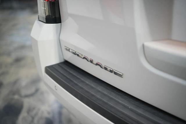 2018 Cadillac Escalade Luxury
