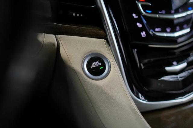 2018 Cadillac Escalade Luxury