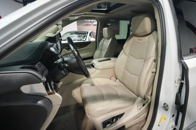 2018 Cadillac Escalade Luxury