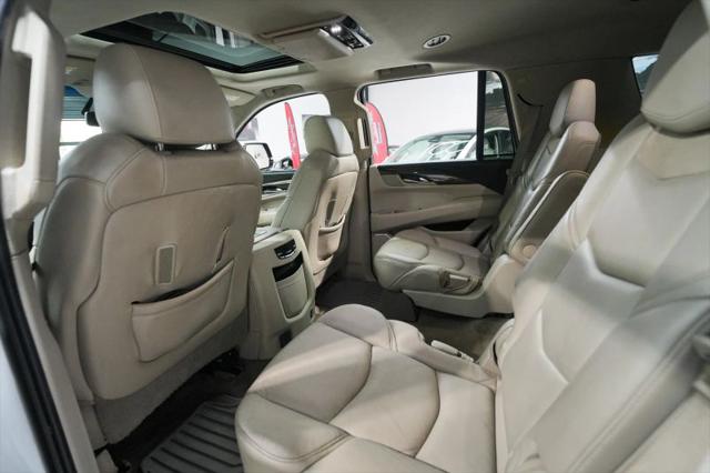 2018 Cadillac Escalade Luxury