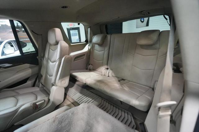 2018 Cadillac Escalade Luxury