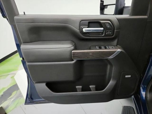 2020 Chevrolet Silverado 2500HD 4WD Crew Cab Standard Bed LTZ