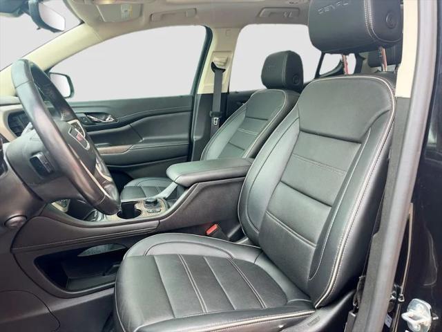 2022 GMC Acadia AWD Denali
