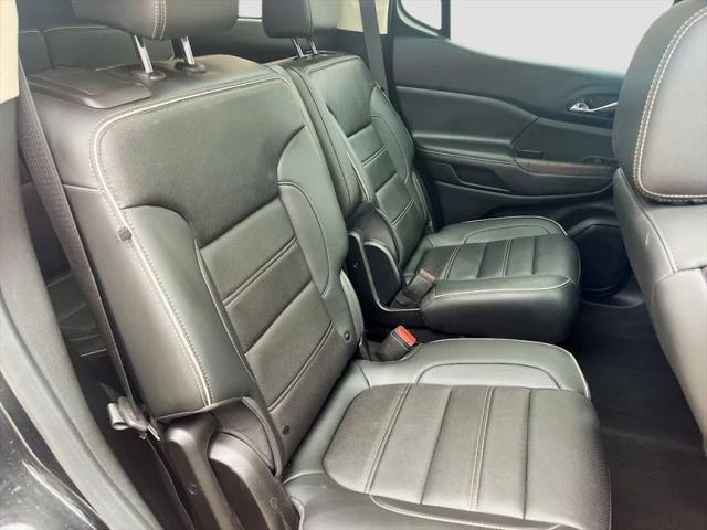 2022 GMC Acadia AWD Denali