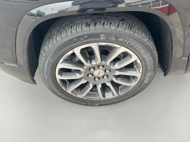 2022 GMC Acadia AWD Denali