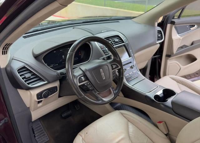 2019 Lincoln Nautilus Select