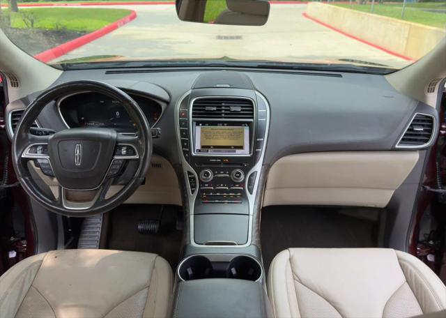 2019 Lincoln Nautilus Select