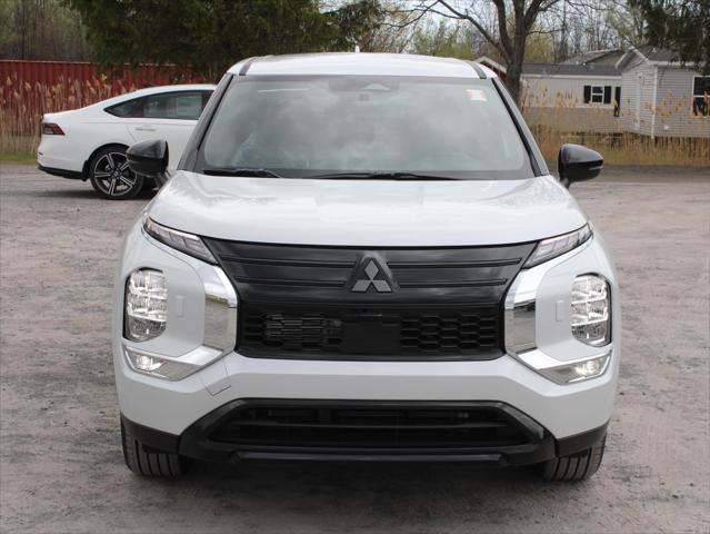2026 Mitsubishi Outlander LE 1.5T S-AWC