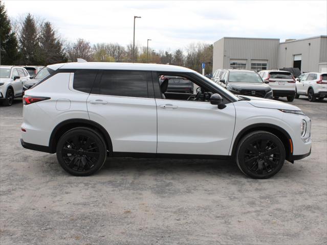 2026 Mitsubishi Outlander LE 1.5T S-AWC