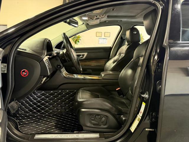 2011 Jaguar XF XFR