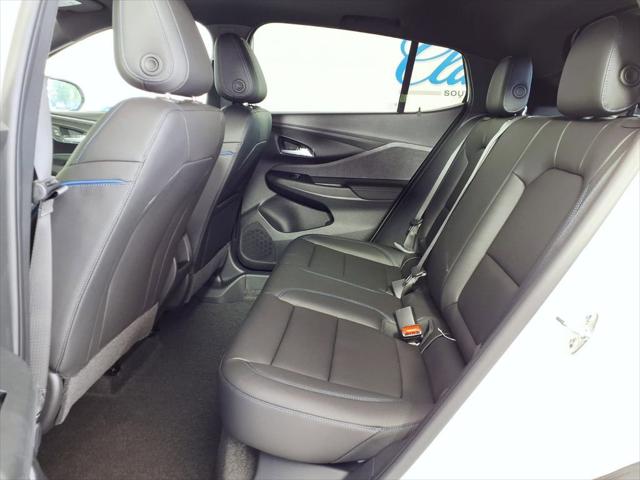 2026 Buick NV Sport Touring FWD